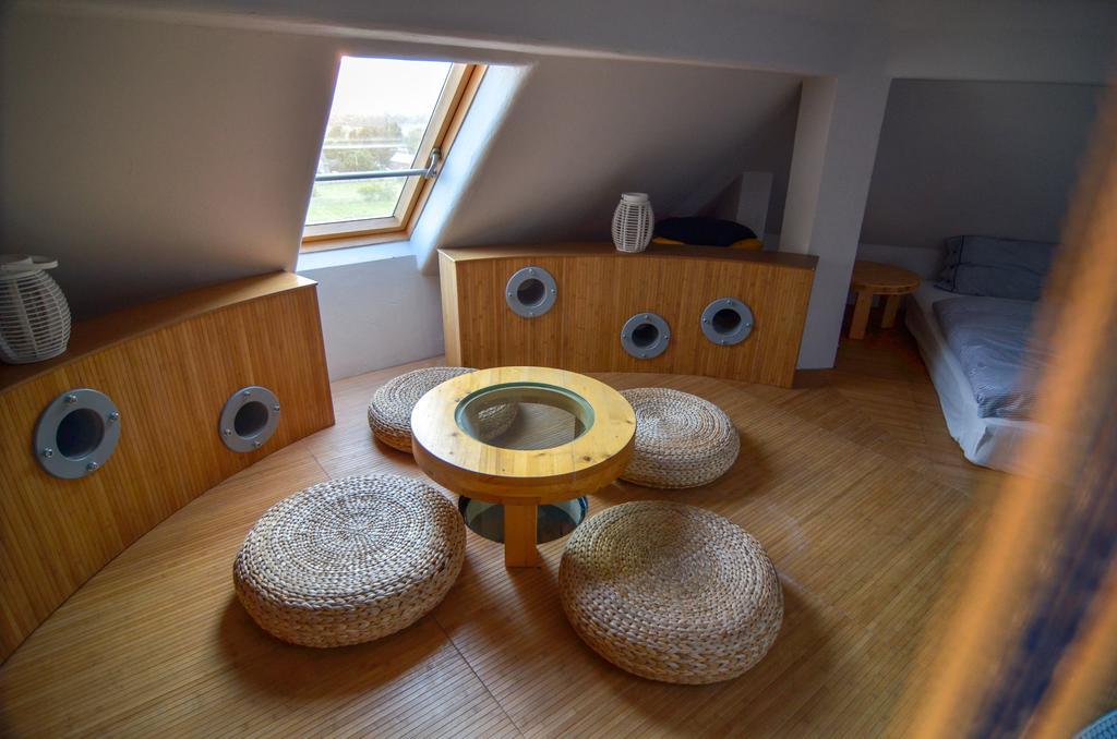 Art Tower Villa Vratimov